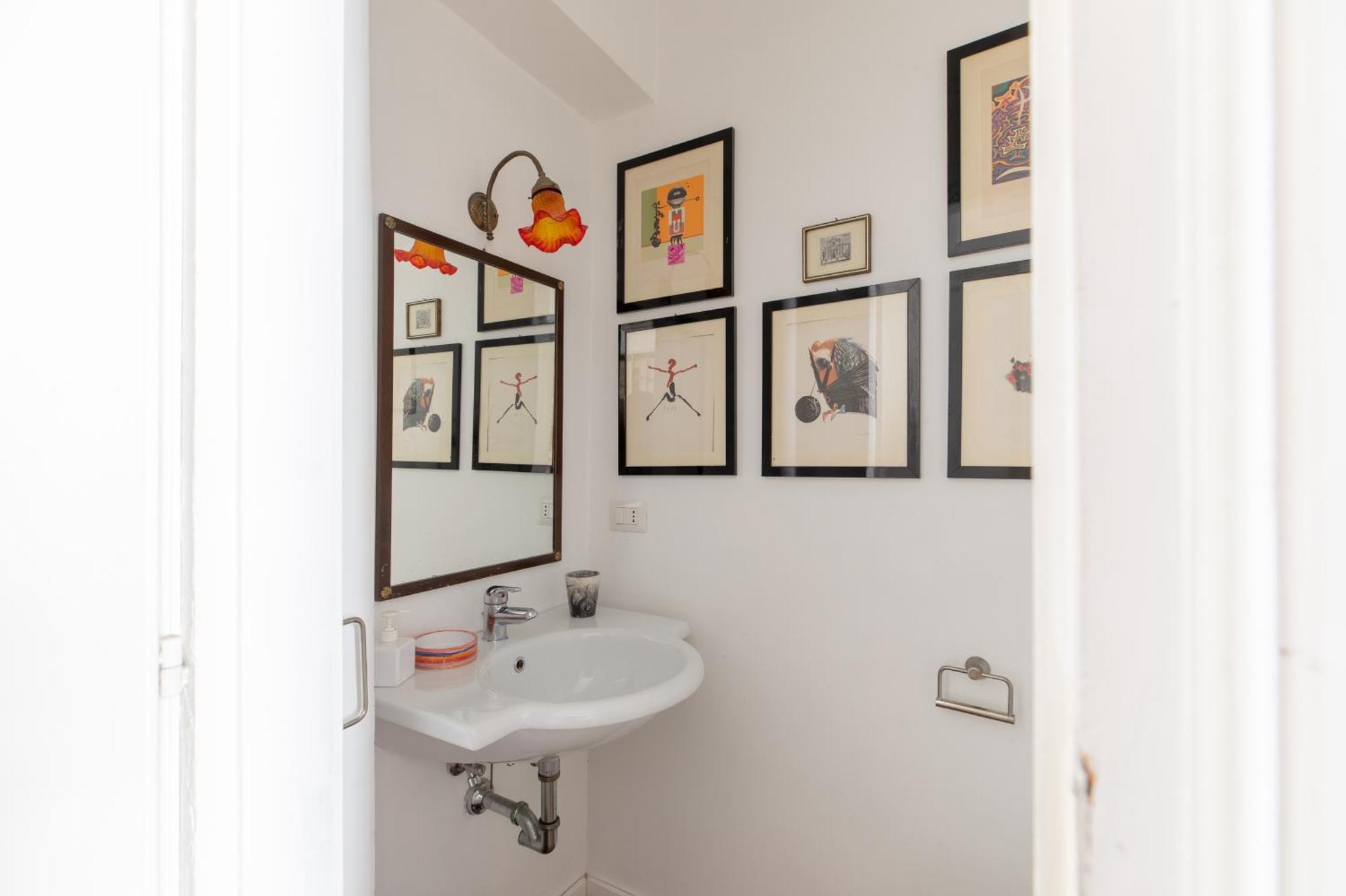 Appartement Iflat Trastevere Bright And Comfy 2 Bedroom